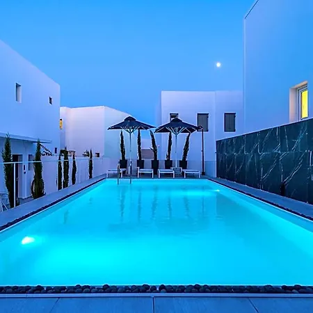 Boutique By Naoussa Hills Adults Only Otel