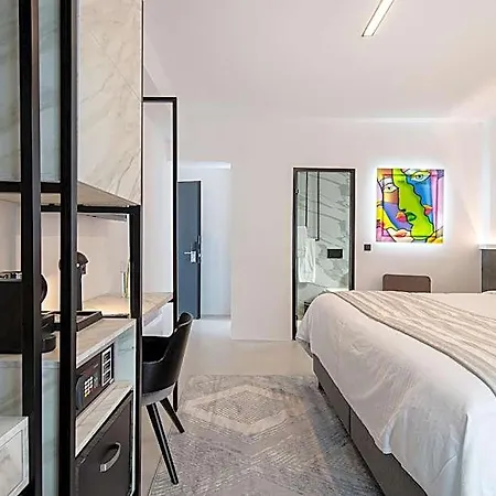 Boutique By Naoussa Hills Adults Only Отель 4*